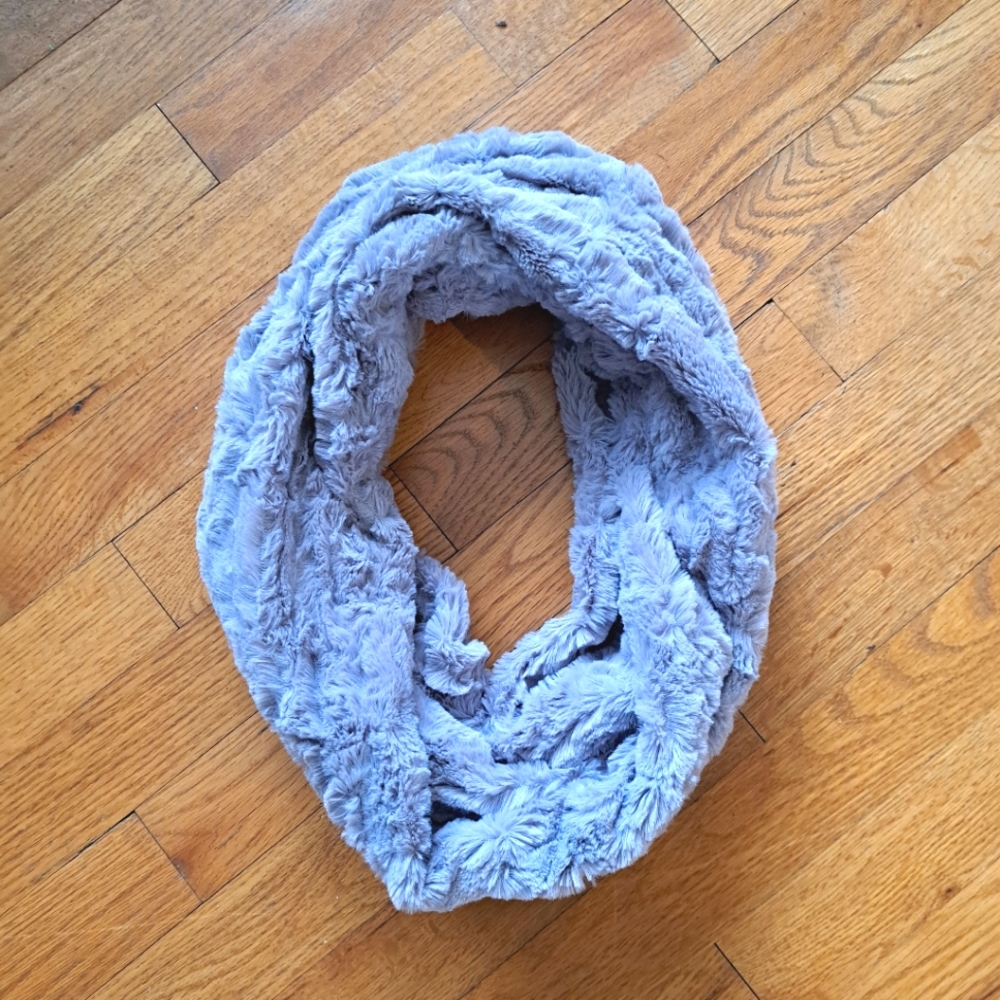 Merona Soft Gray Neck Scarf
